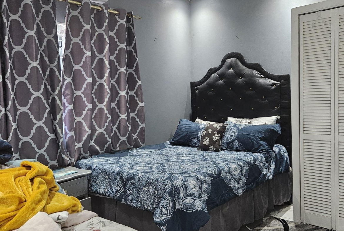 Seventh image of 88 2 East Greater Portmore s in Portmore Mall, St. Catherine, Jamaica - property is For Rent