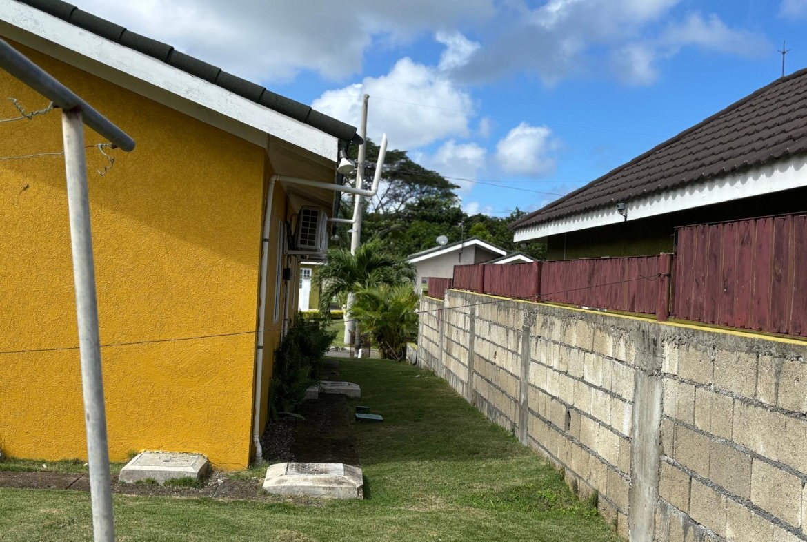 Thirtieth image of 72 Flamingo Avenue in Drax Hall Estate, St. Ann, Jamaica - property is For Rent