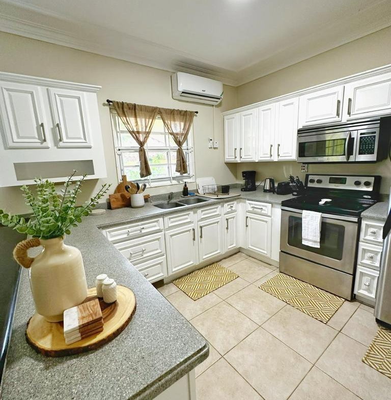 Fourth image of 3- 1094 Taylor Rd, Ironshore in Montego Bay, St. James, Jamaica - property is For Rent