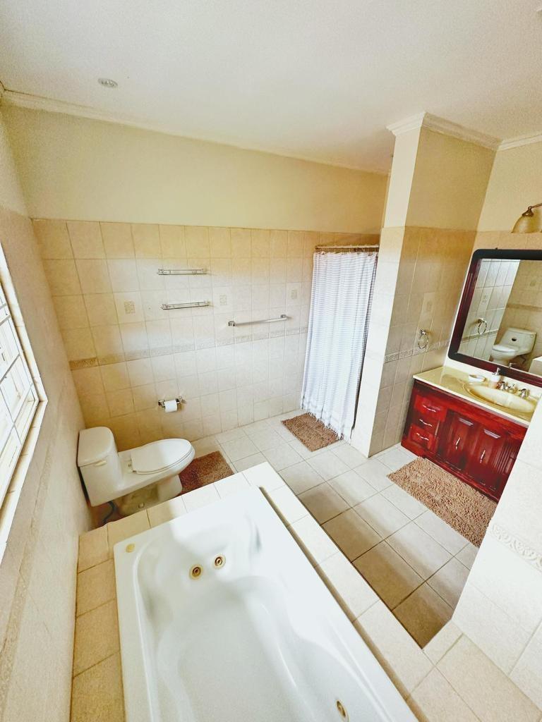 Tenth image of 3- 1094 Taylor Rd, Ironshore in Montego Bay, St. James, Jamaica - property is For Rent