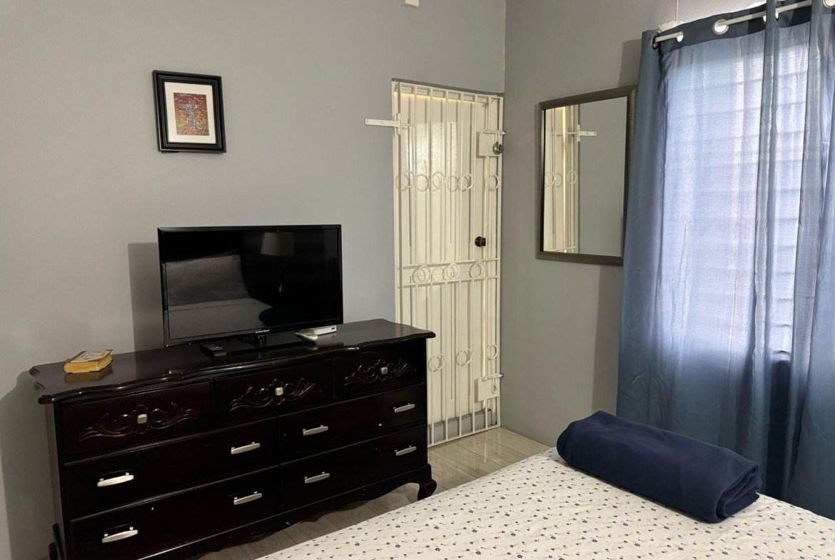 Tenth image of 8- Perkins Place in Kingston 19, St. Andrew, Jamaica - property is For Rent