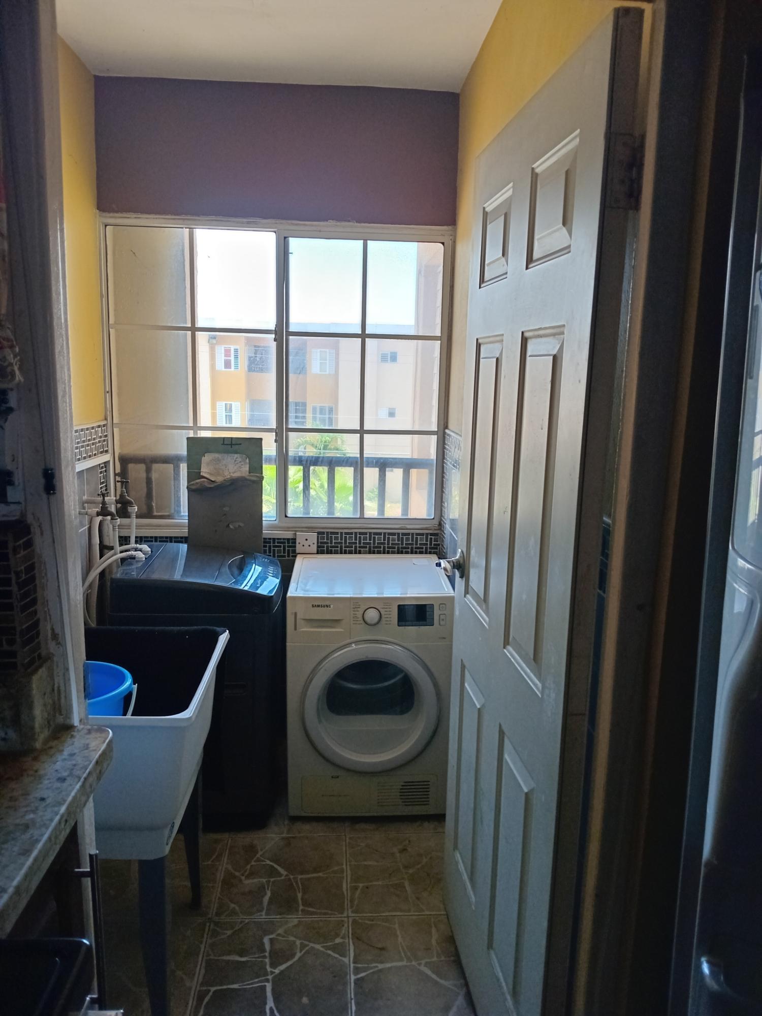 Thirteenth image of 10- Block 1e Phase 1 Union es in Unions Estate, St. Catherine, Jamaica - property is For Rent