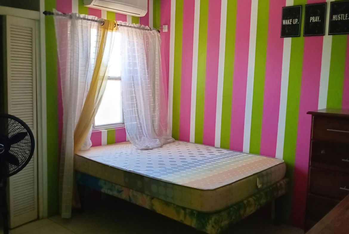 Eighth image of 10- Block 1e Phase 1 Union es in Unions Estate, St. Catherine, Jamaica - property is For Rent