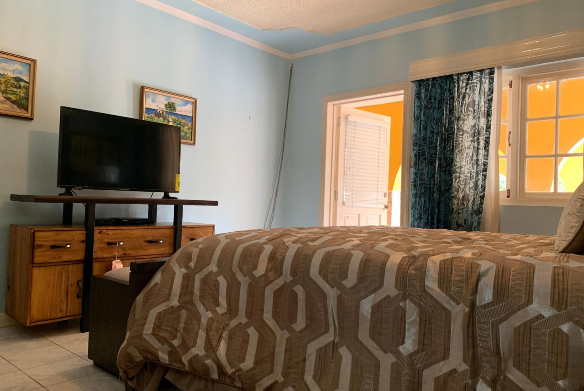 Fourth image of Apt 1-580 Northern Estates Lilliput in Lilliput, St. James, Jamaica - property is For Rent