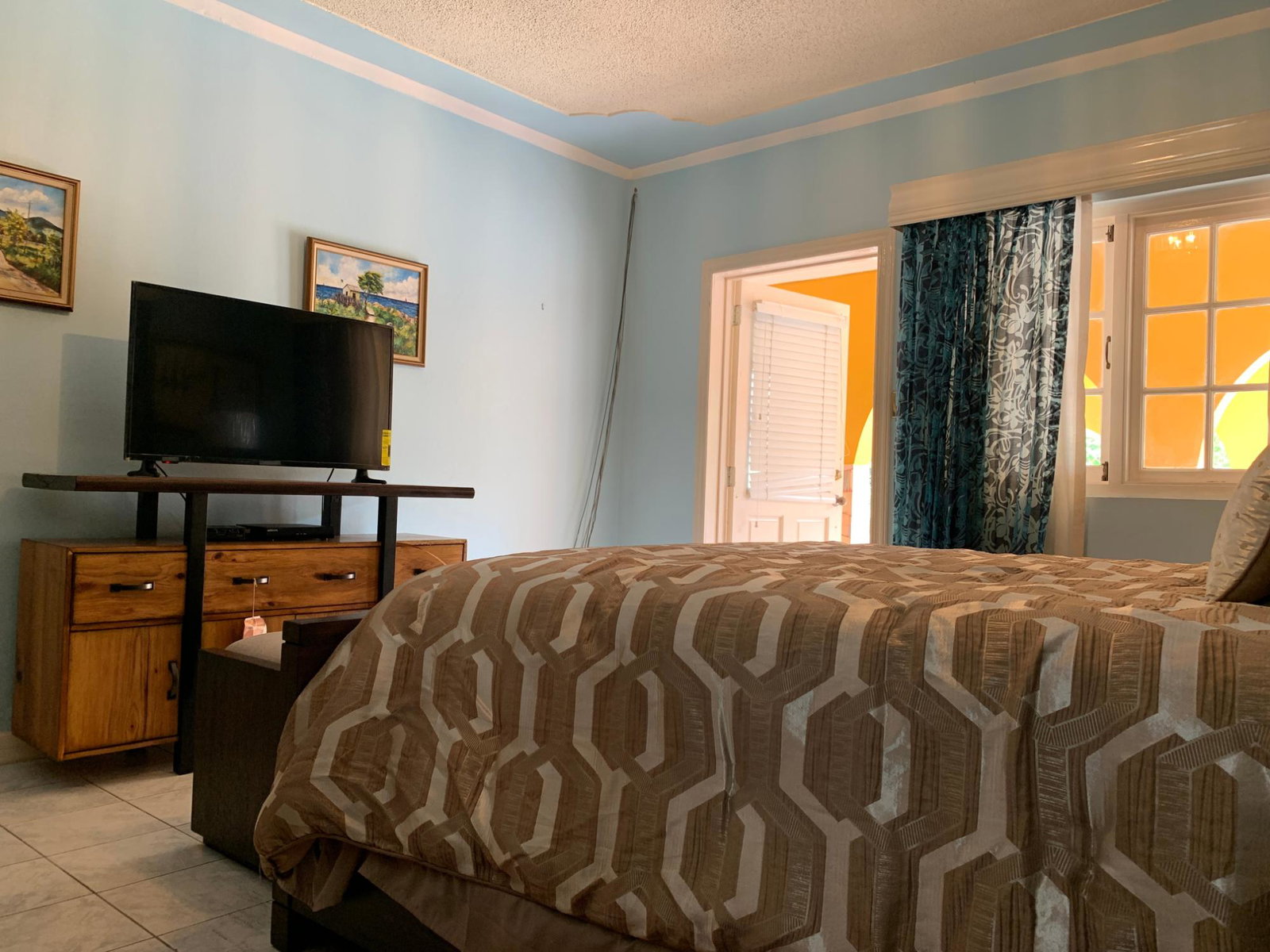 Fourth image of Apt 1-580 Northern Estates Lilliput in Lilliput, St. James, Jamaica - property is For Rent