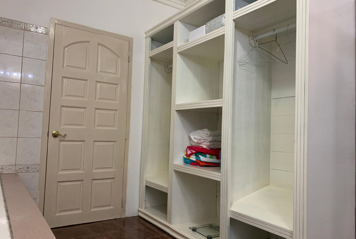 Seventh image of Apt 1-580 Northern Estates Lilliput in Lilliput, St. James, Jamaica - property is For Rent