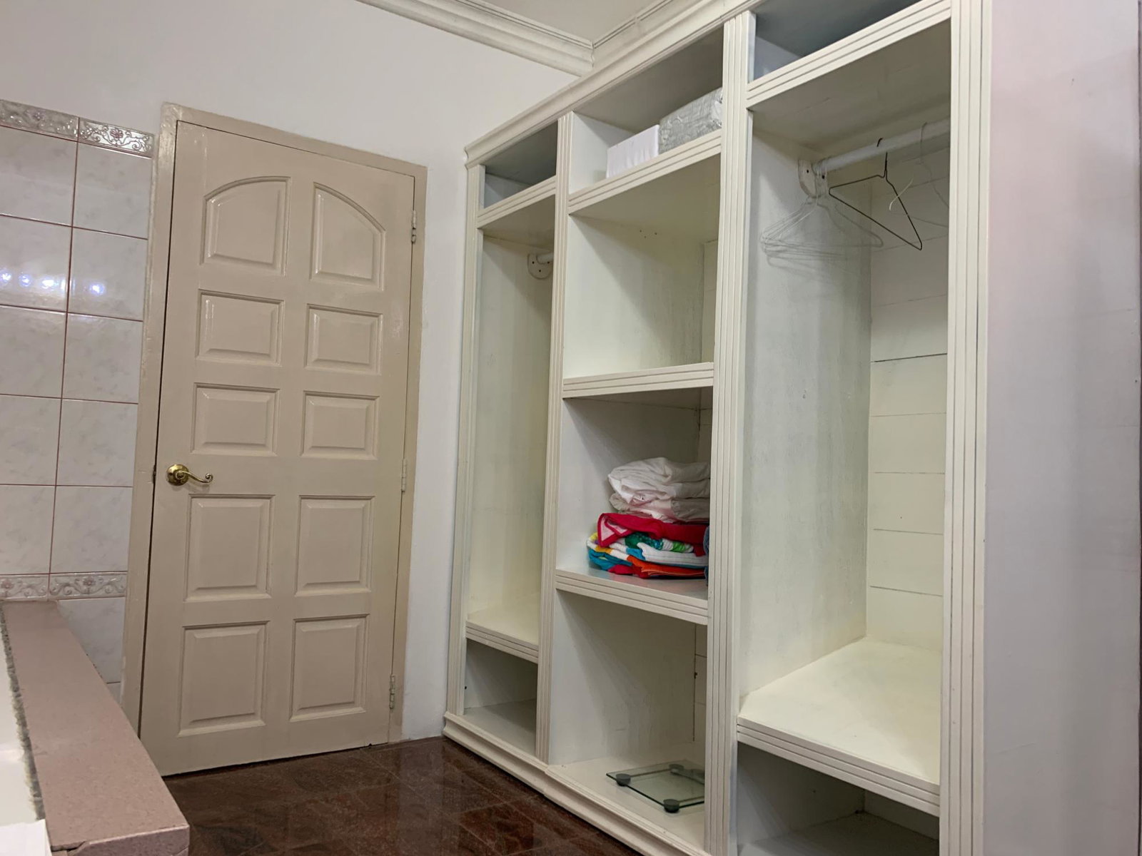 Seventh image of Apt 1-580 Northern Estates Lilliput in Lilliput, St. James, Jamaica - property is For Rent