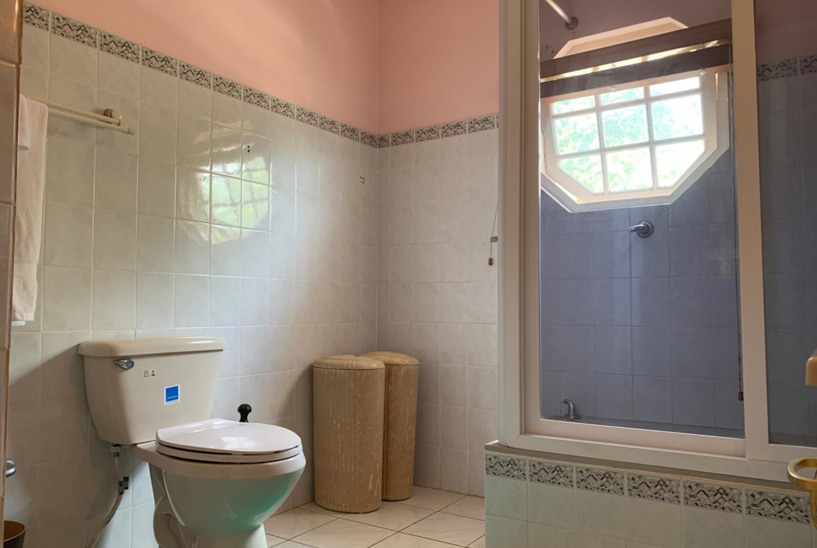 Tenth image of Apt 1-580 Northern Estates Lilliput in Lilliput, St. James, Jamaica - property is For Rent