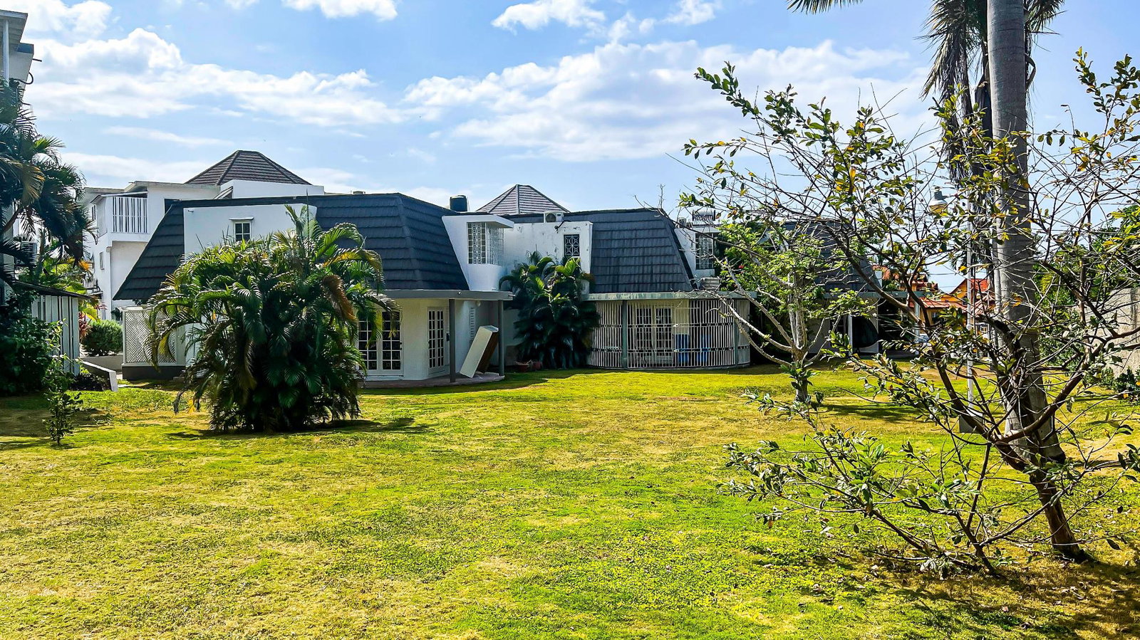 Furnished-1-Bedroom-Apartment-for-Rent-at-Serenity-Ironshore-Montego-Bay Twelfth image of 11-1080 Taylor Rd. Ironshore in Ironshore, St. James, Jamaica - property is For Rent
