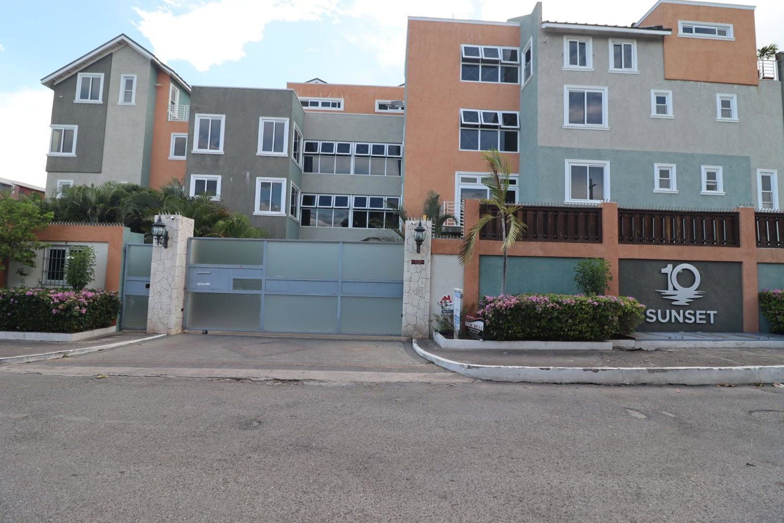 Seventeenth image of 2-10 Sunset Drive in Kingston 10, St. Andrew, Jamaica - property is For Rent