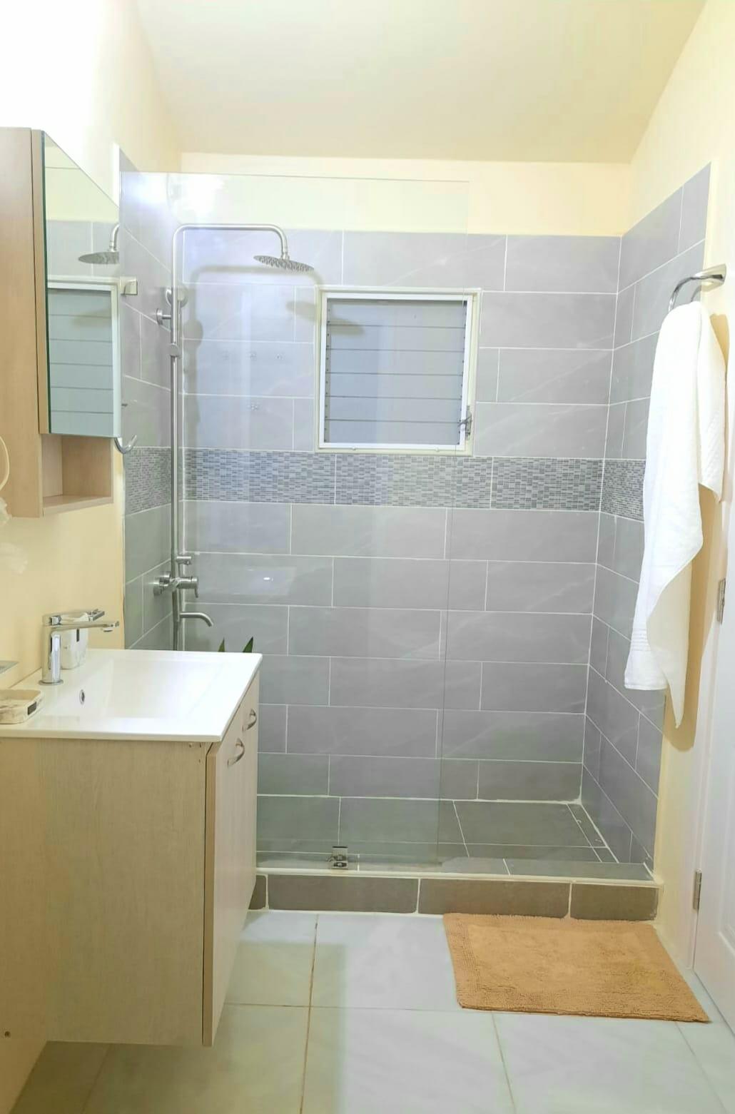 Fourth image of 1869 Turtle Crescent in Phoenix Park, St. Catherine, Jamaica - property is For Rent