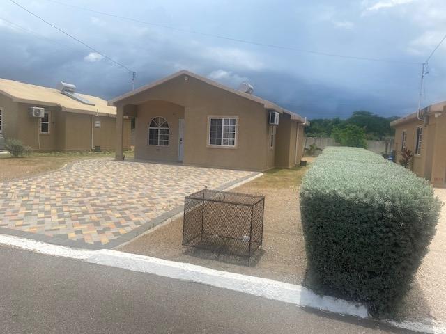 Sixth image of 1869 Turtle Crescent in Phoenix Park, St. Catherine, Jamaica - property is For Rent