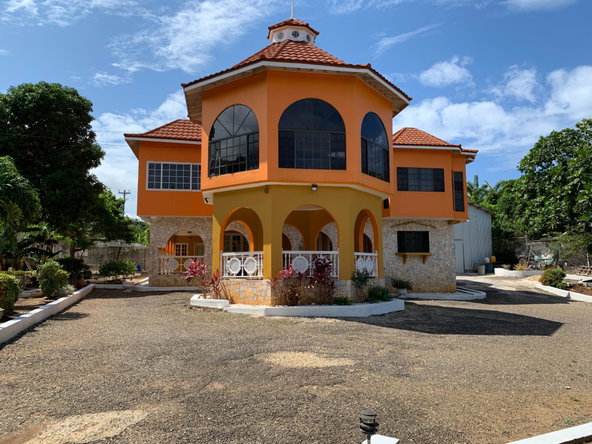 Second image of Apt 2-580 Northern Estates Lilliput in Lilliput, St. James, Jamaica - property is For Rent