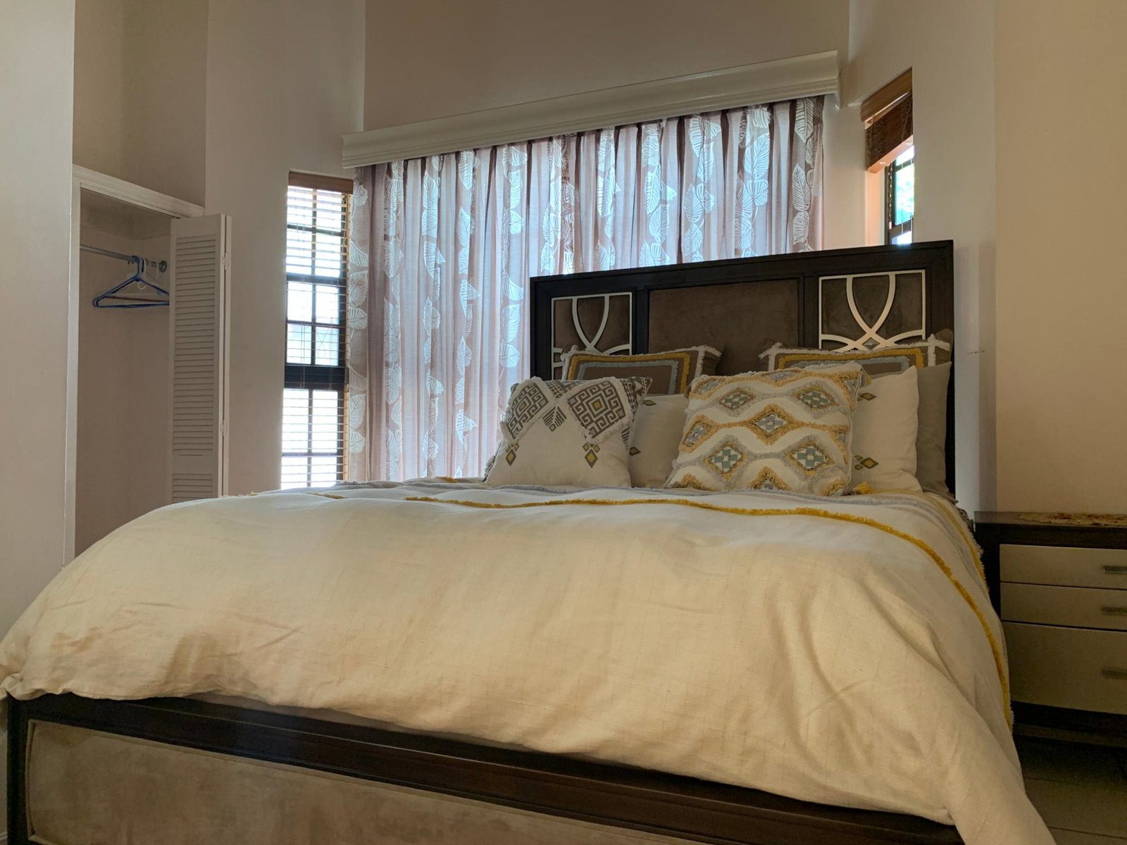 Twentieth image of Apt 2-580 Northern Estates Lilliput in Lilliput, St. James, Jamaica - property is For Rent