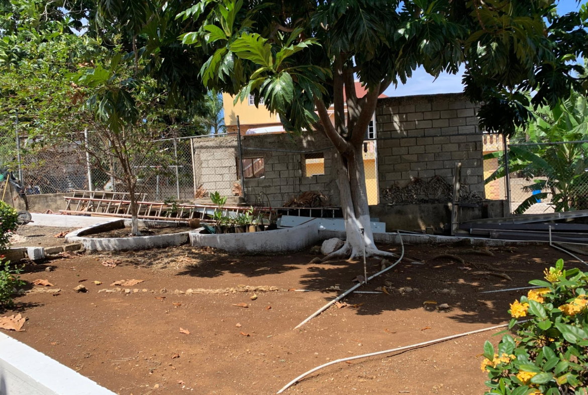 Twenty-Fifth image of Apt 2-580 Northern Estates Lilliput in Lilliput, St. James, Jamaica - property is For Rent