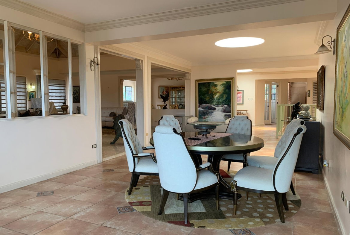 Fifth image of Apt 2-580 Northern Estates Lilliput in Lilliput, St. James, Jamaica - property is For Rent