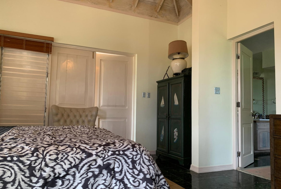 Tenth image of Apt 2-580 Northern Estates Lilliput in Lilliput, St. James, Jamaica - property is For Rent