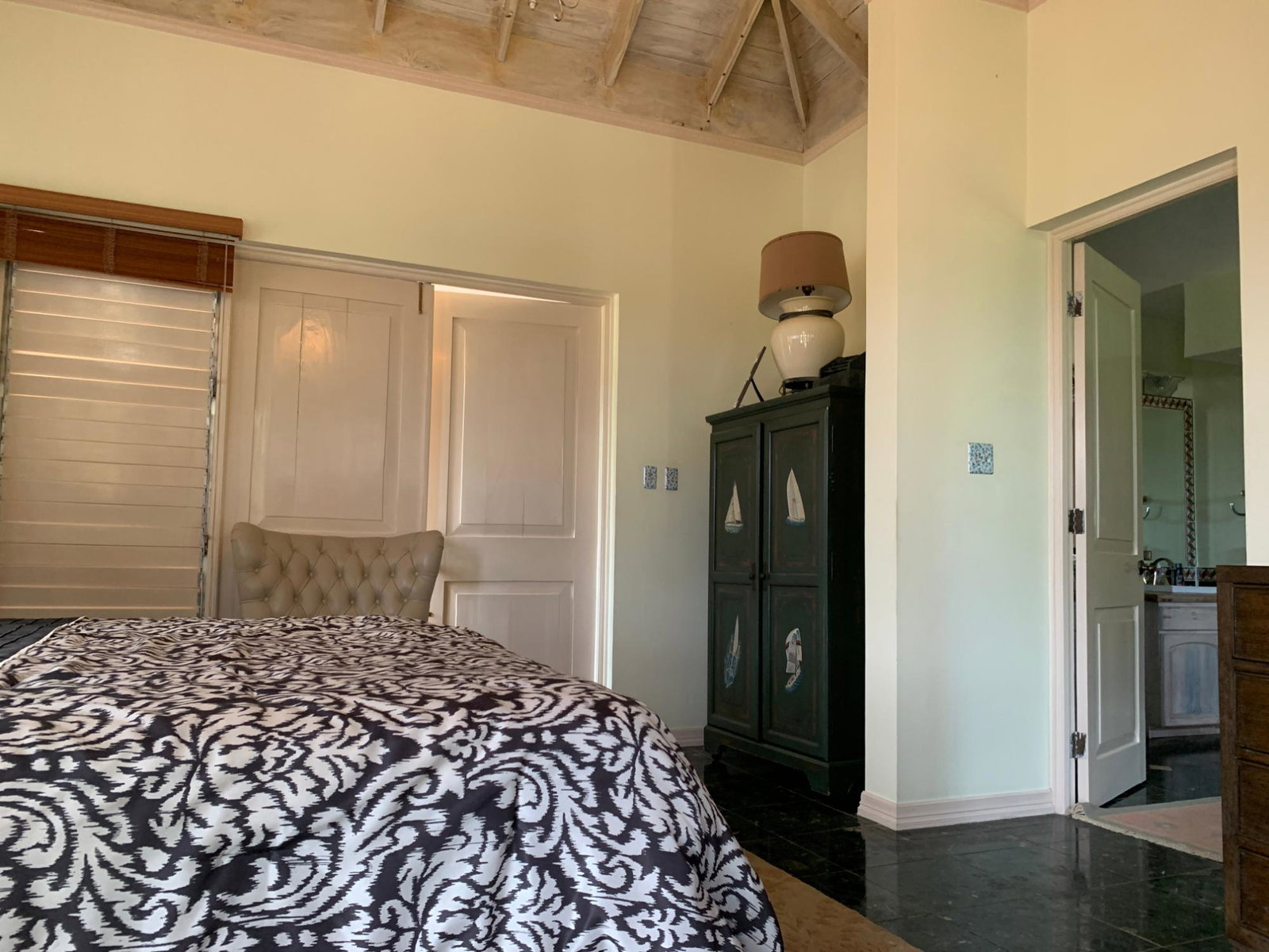 Tenth image of Apt 2-580 Northern Estates Lilliput in Lilliput, St. James, Jamaica - property is For Rent