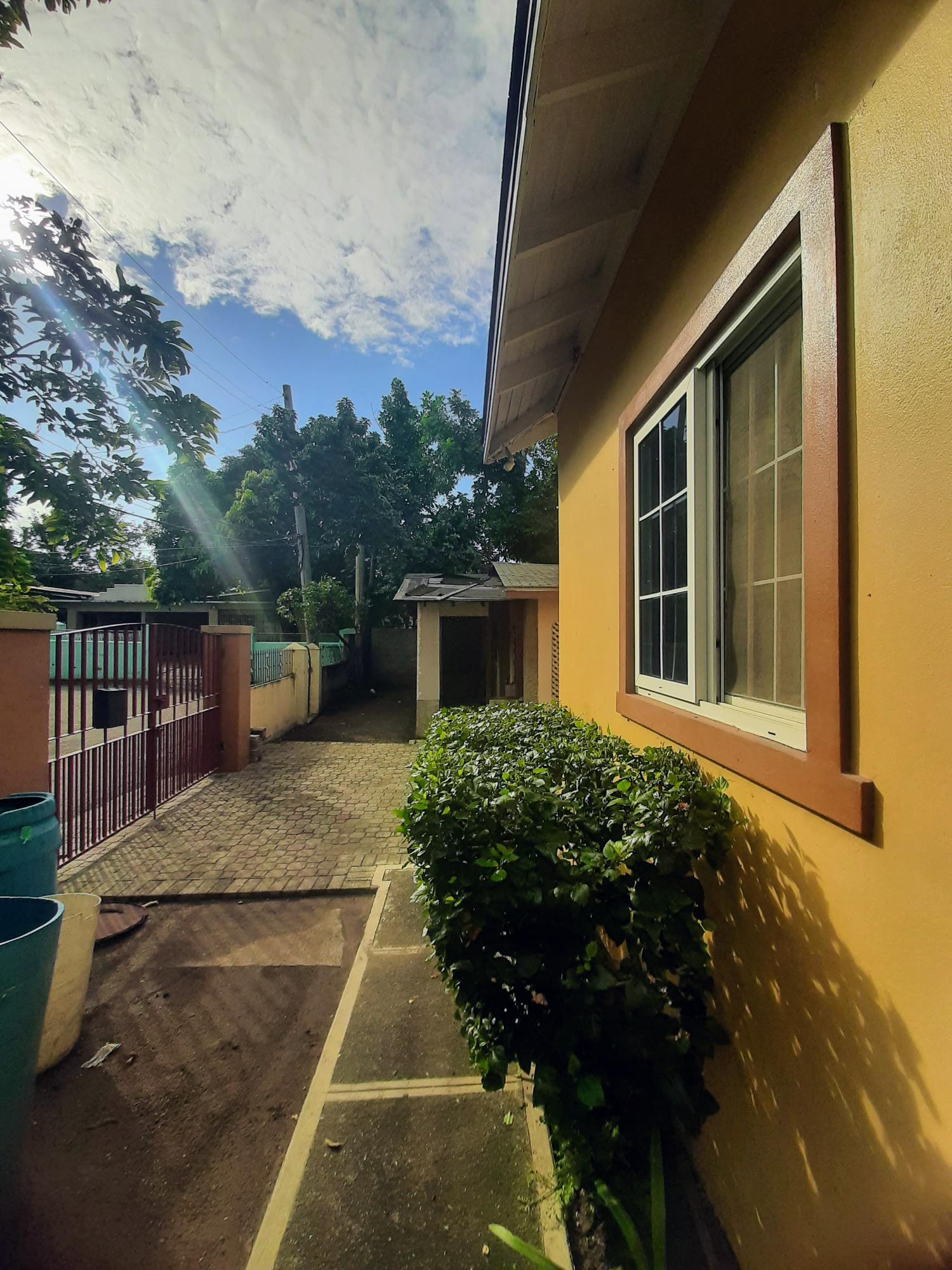 Fourth image of 6 Lady Musgrave Avenue in Kingston 6, St. Andrew, Jamaica - property is For Rent