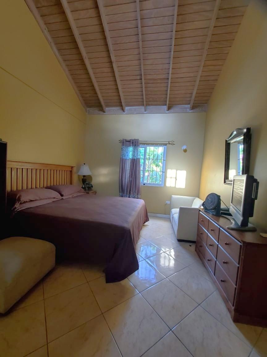 Ninth image of 6 Lady Musgrave Avenue in Kingston 6, St. Andrew, Jamaica - property is For Rent