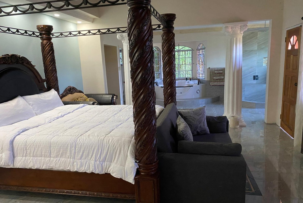 Sixth image of 950 Porto Bello Heights in Porto Bello Heights, St. James, Jamaica - property is For Rent
