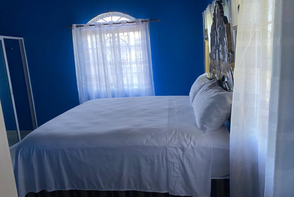 Ninth image of 950 Porto Bello Heights in Porto Bello Heights, St. James, Jamaica - property is For Rent