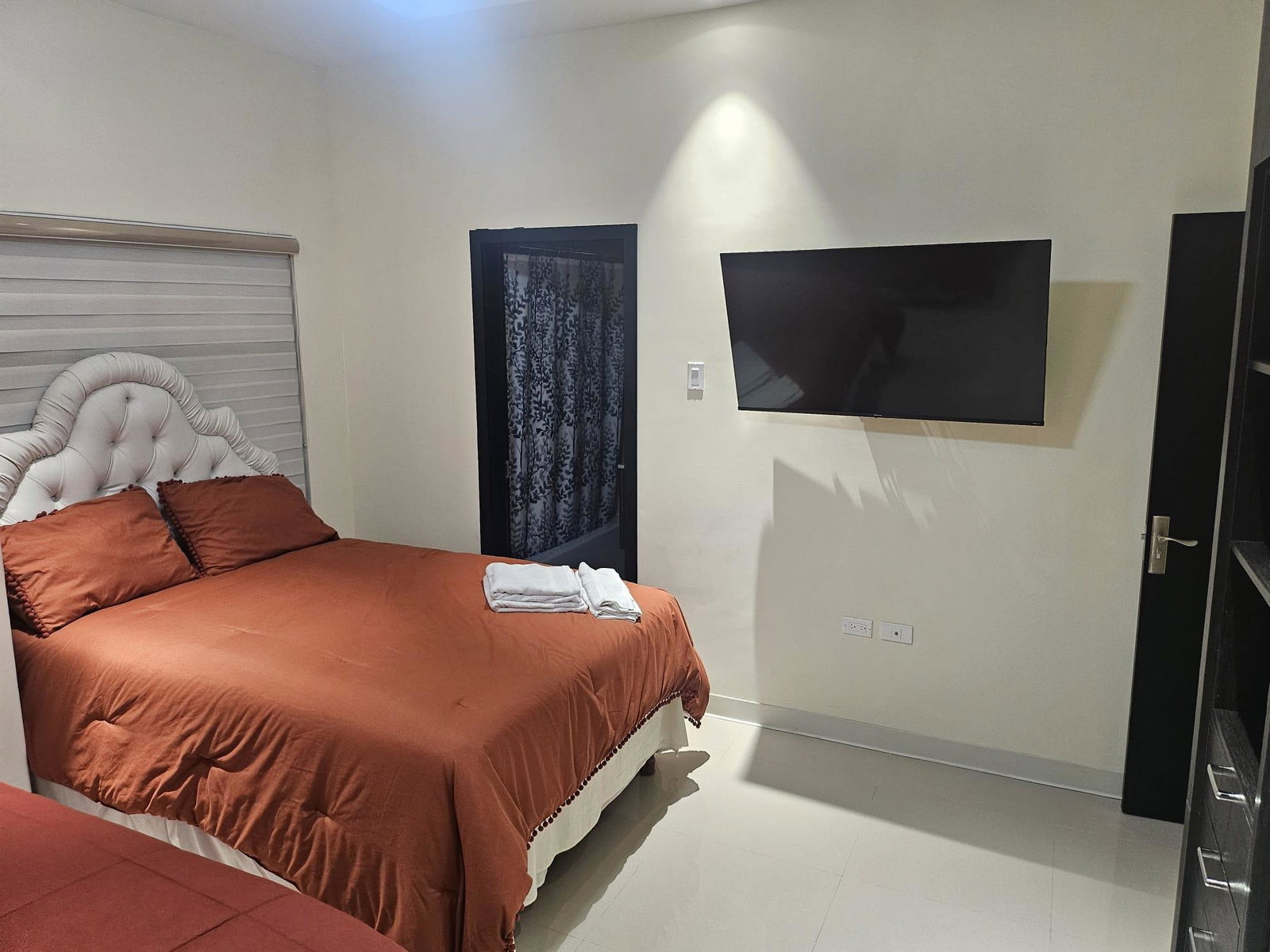 Sixteenth image of 7- Pyramid Point in Breadnut Hill, St. Ann, Jamaica - property is For Sale