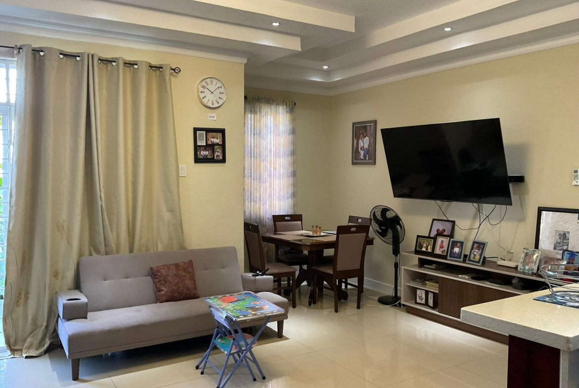 Thirteenth image of 3-9 Liguanea Avenue in Kingston 6, St. Andrew, Jamaica - property is For Rent