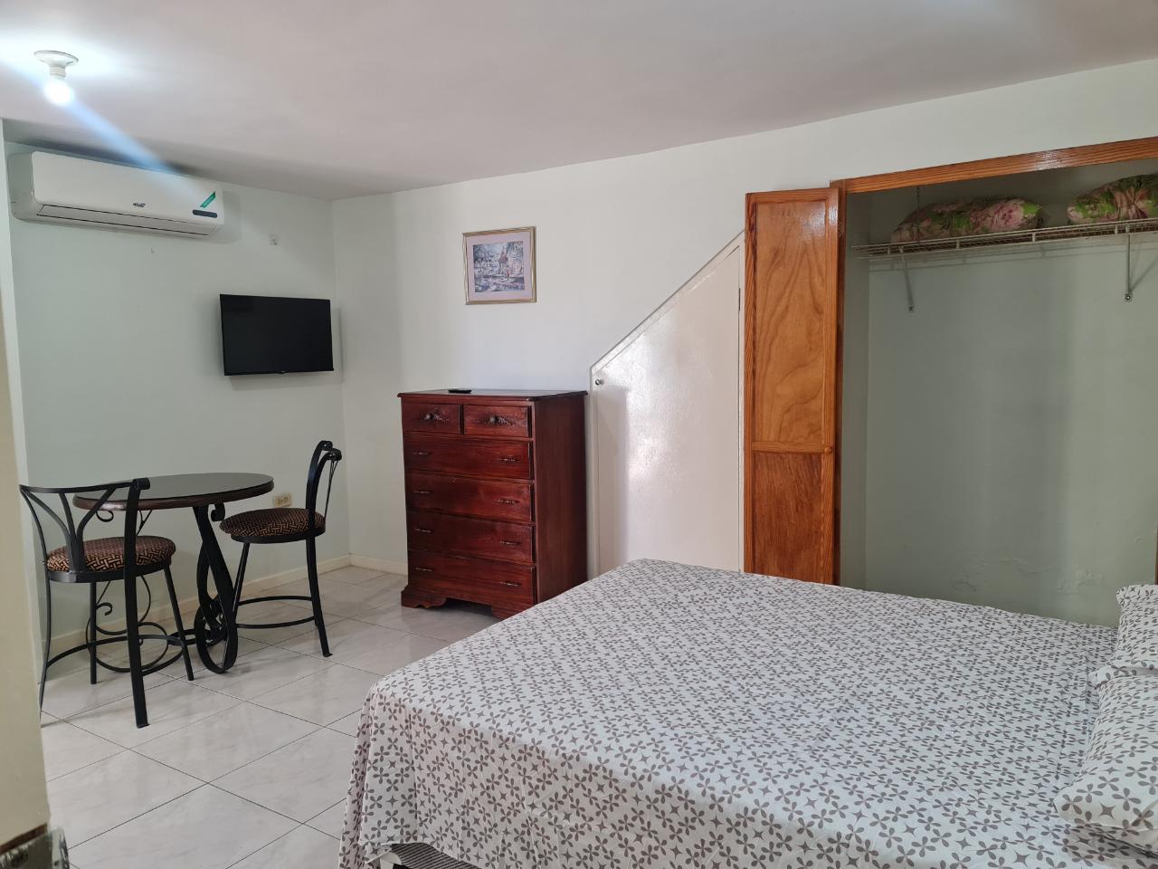 Thirteenth image of Apt 2-135 Pine Boulevard in Kingston 6, St. Andrew, Jamaica - property is For Rent
