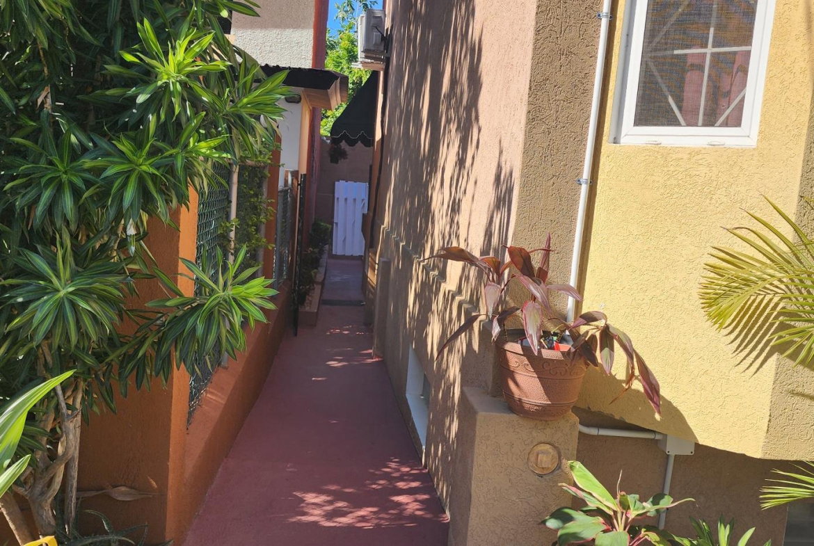 Second image of 11 Braemar Avenue in Kingston 10, St. Andrew, Jamaica - property is For Rent