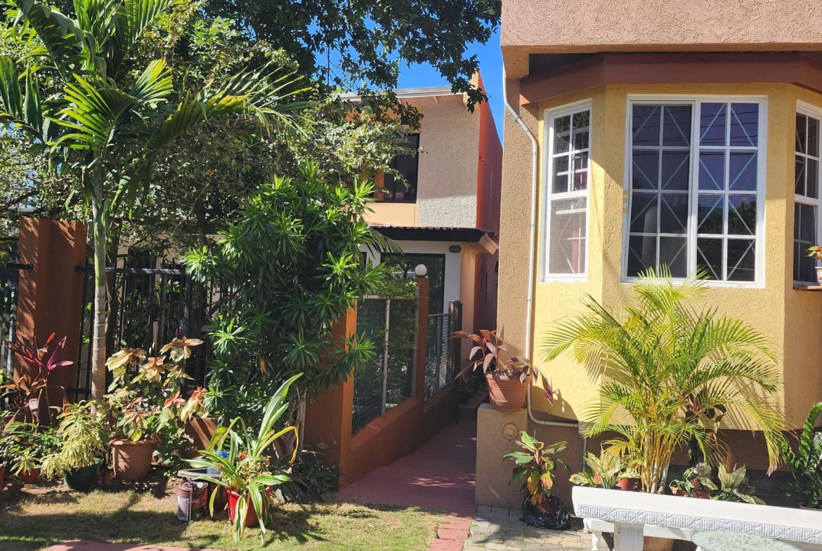 First image of 11 Braemar Avenue in Kingston 10, St. Andrew, Jamaica - property is For Rent