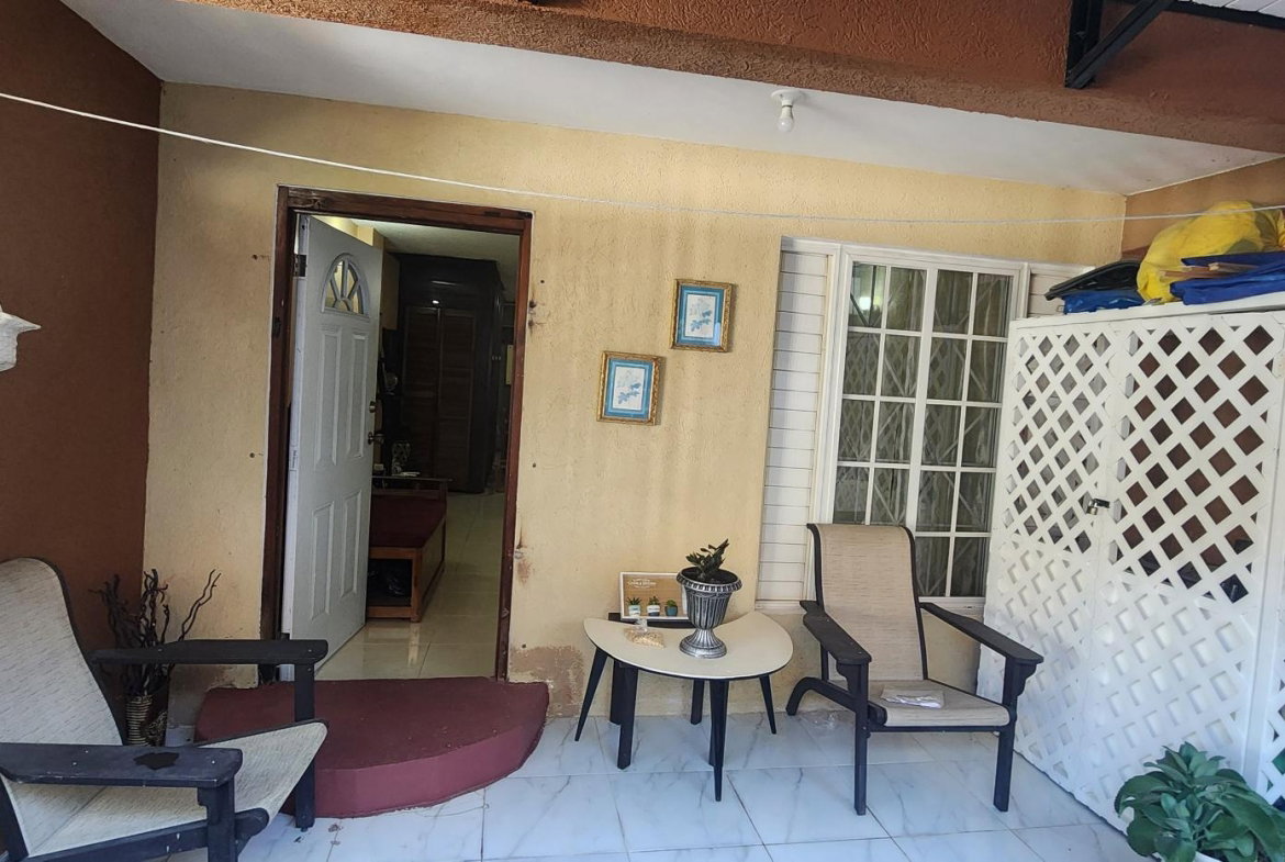Thirteenth image of 11 Braemar Avenue in Kingston 10, St. Andrew, Jamaica - property is For Rent
