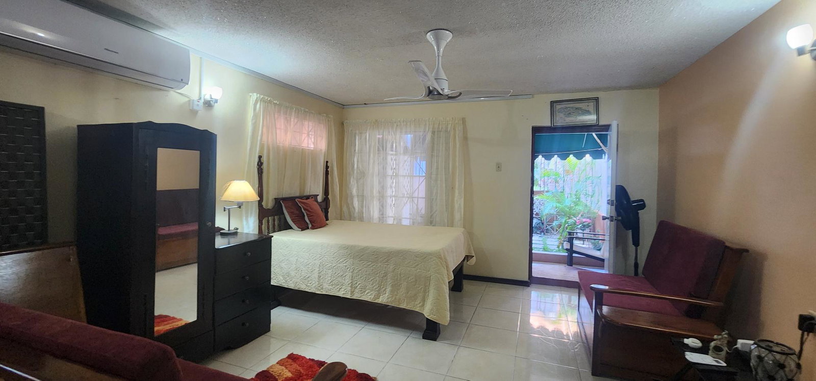 Fourth image of 11 Braemar Avenue in Kingston 10, St. Andrew, Jamaica - property is For Rent