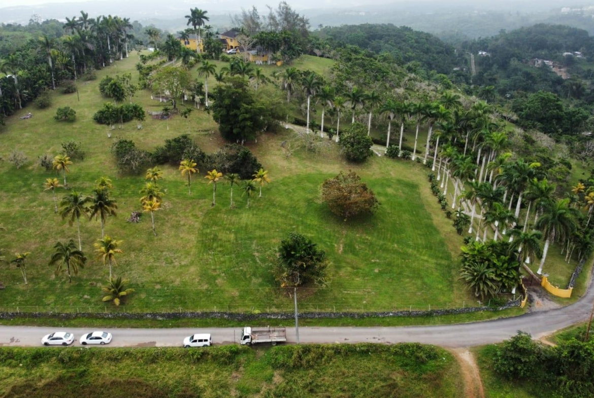 First image of Beecher Town in Beecher Town, St. Ann, Jamaica - property is For Sale