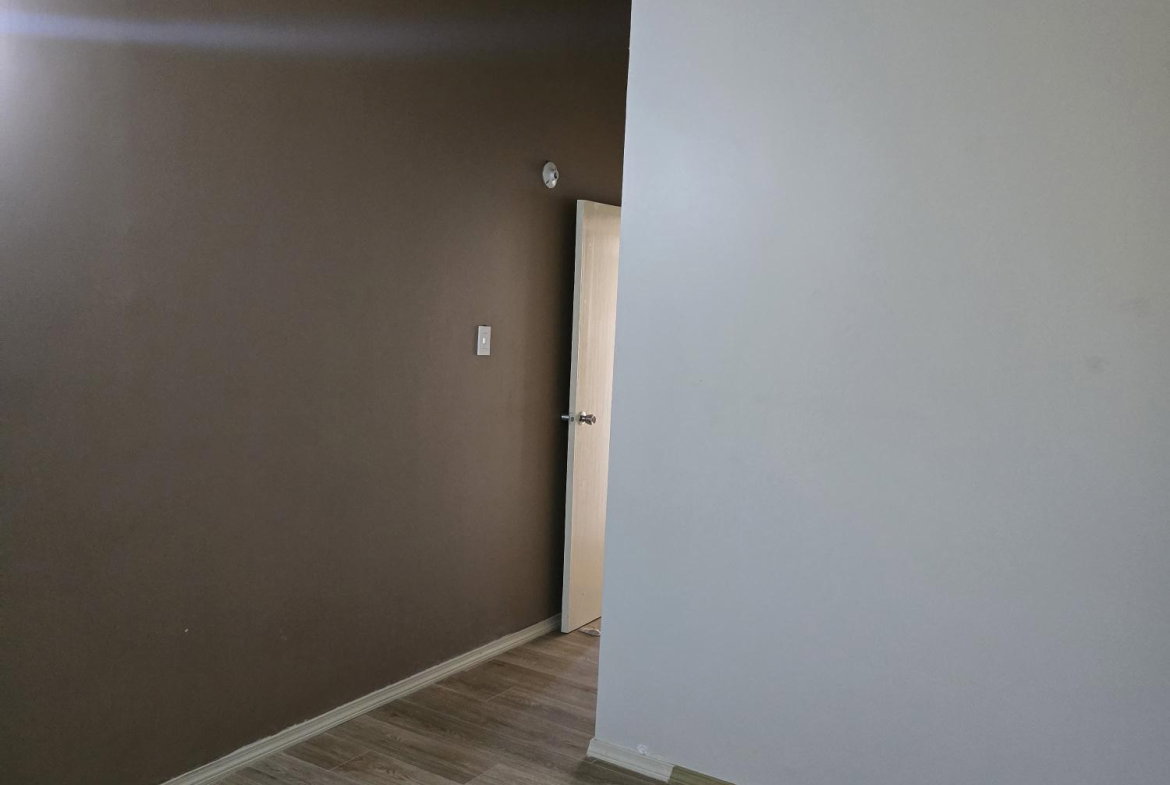 Eleventh image of 371 Mockingbird Circle in Old Harbour, St. Catherine, Jamaica - property is For Rent