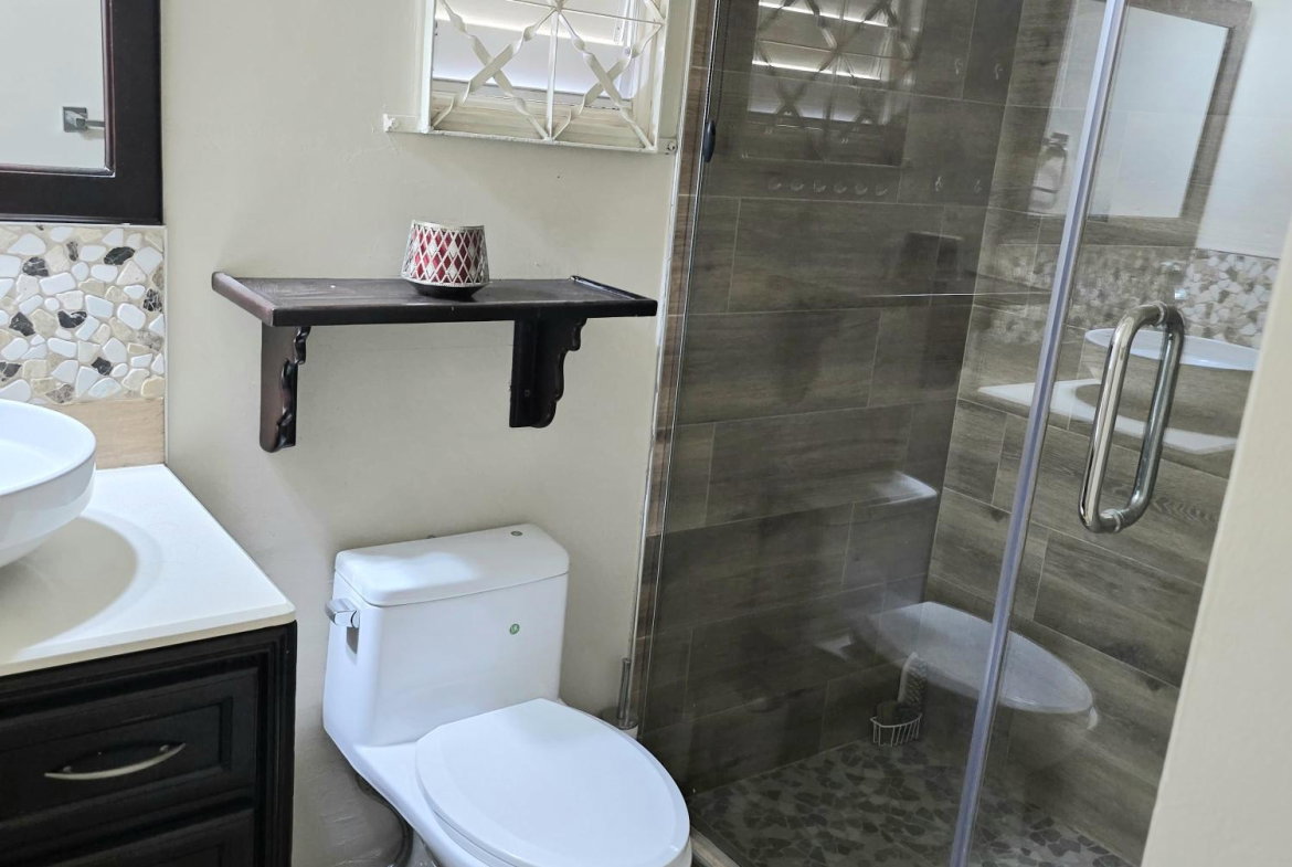Thirteenth image of 371 Mockingbird Circle in Old Harbour, St. Catherine, Jamaica - property is For Rent