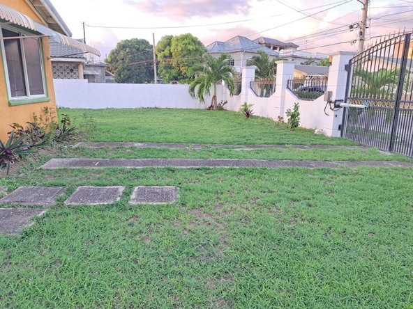 Seventeenth image of 371 Mockingbird Circle in Old Harbour, St. Catherine, Jamaica - property is For Rent