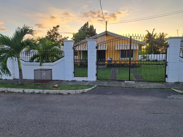 Twenty-First image of 371 Mockingbird Circle in Old Harbour, St. Catherine, Jamaica - property is For Rent