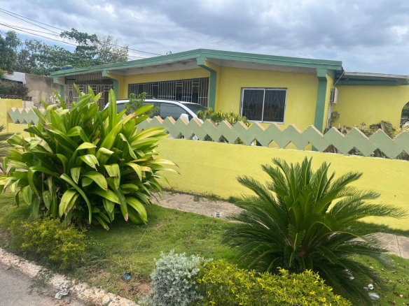 First image of 33 Portsmouth Avenue in Bridgeport, St. Catherine, Jamaica - property is For Sale