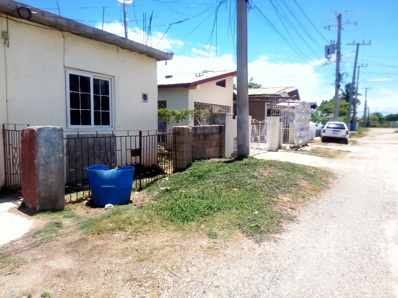 Third image of 191 Blackwood Grd,old Harbour in Old Harbour, St. Catherine, Jamaica - property is For Sale