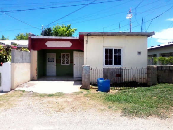 First image of 191 Blackwood Grd,old Harbour in Old Harbour, St. Catherine, Jamaica - property is For Sale