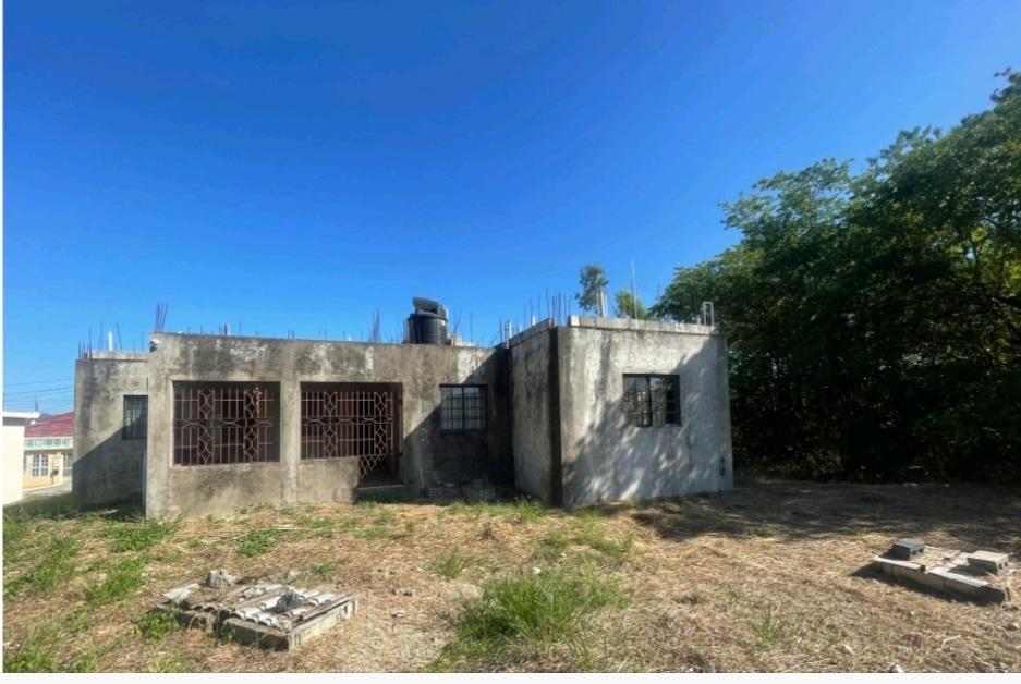 Fourth image of Olive Park in Santa Cruz, St. Elizabeth, Jamaica - property is For Sale