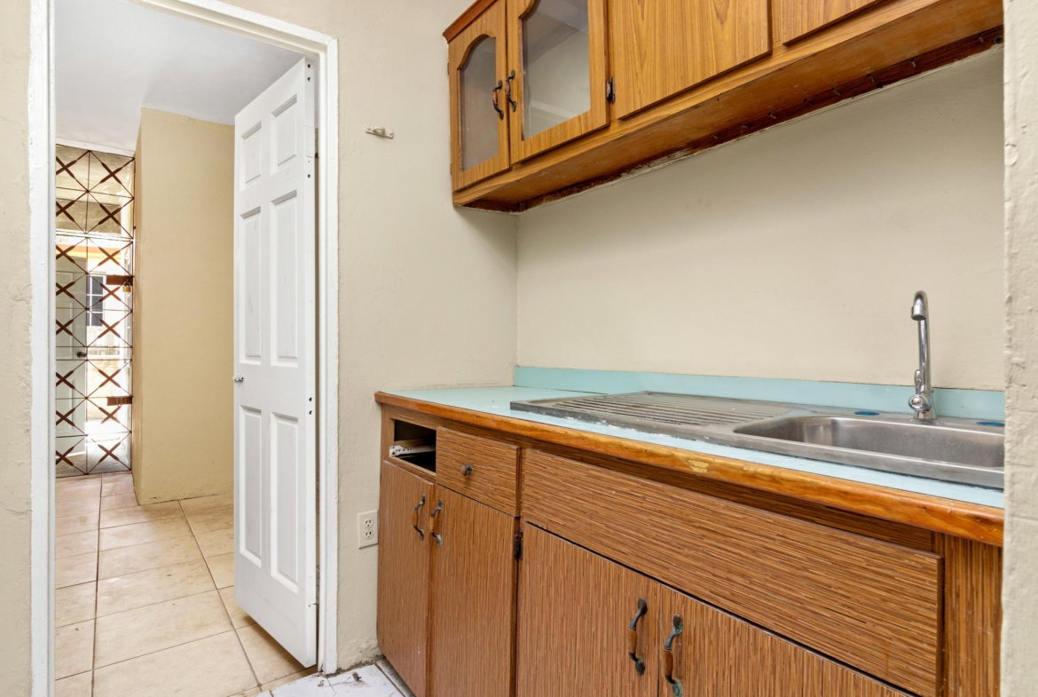 Fourteenth image of Paris Avenue in Passage Fort, St. Catherine, Jamaica - property is For Sale
