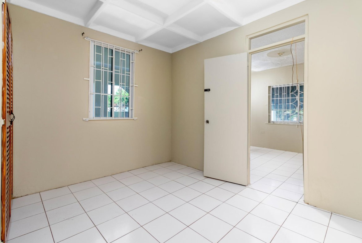 Eighteenth image of Paris Avenue in Passage Fort, St. Catherine, Jamaica - property is For Sale