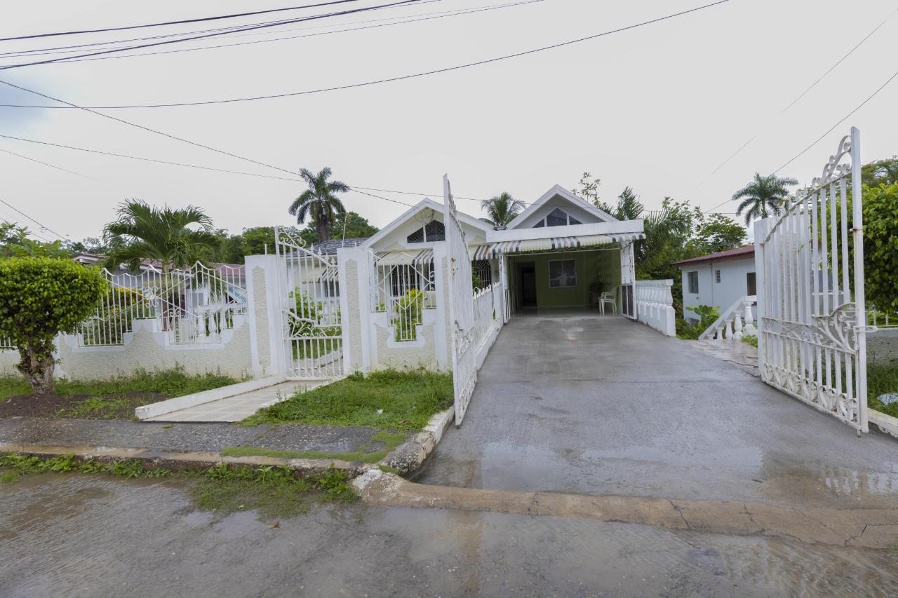 Fifteenth image of 4 Mickleton Boulevard in Linstead, St. Catherine, Jamaica - property is For Sale
