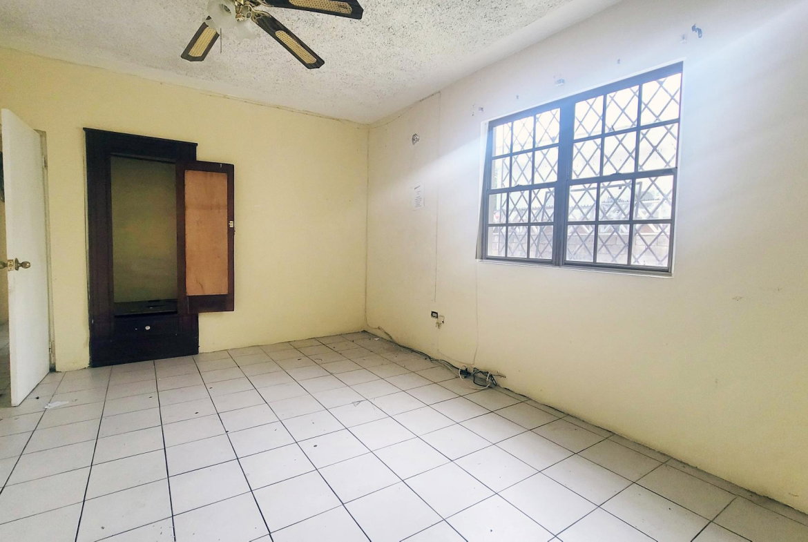 Thirteenth image of 5c North Avenue in Kingston 10, St. Andrew, Jamaica - property is For Sale