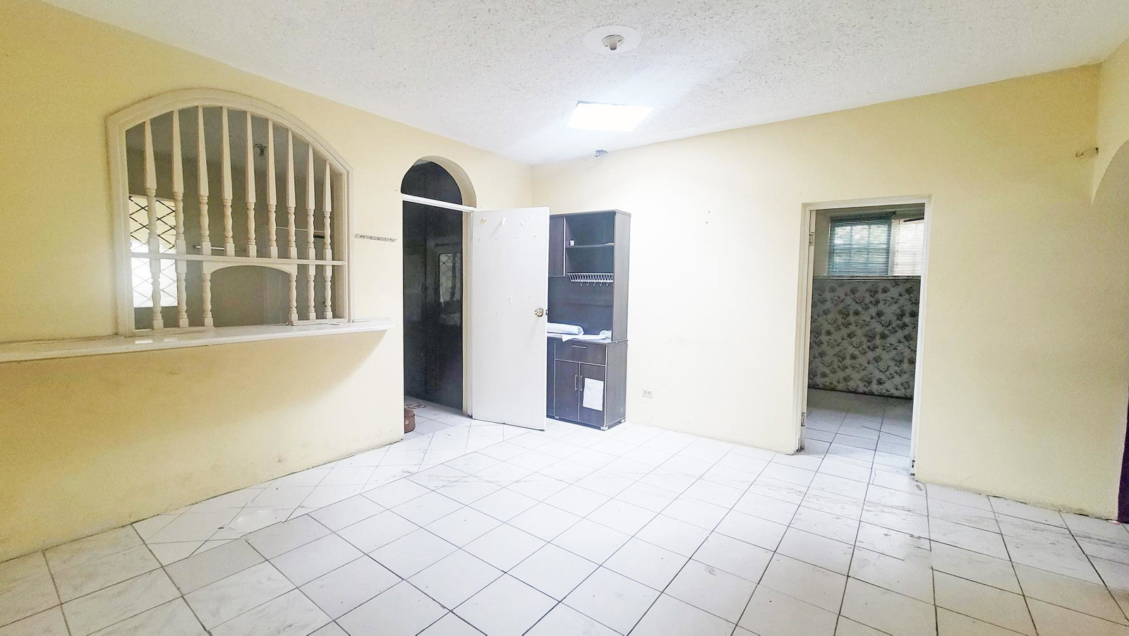 Eighth image of 5c North Avenue in Kingston 10, St. Andrew, Jamaica - property is For Sale