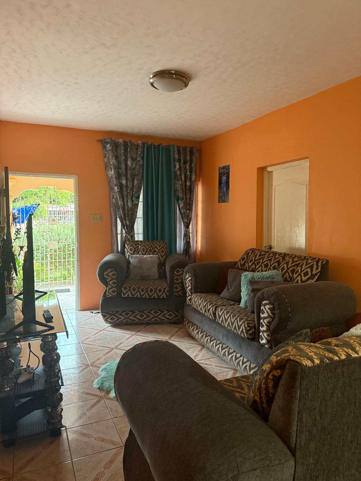 Investment-Property-For-Sale-7-Bedroom-House-in-St.-Catherine-Jamaica Eleventh image of 15 Meadowvale Drive in Meadowvale, St. Catherine, Jamaica - property is For Sale