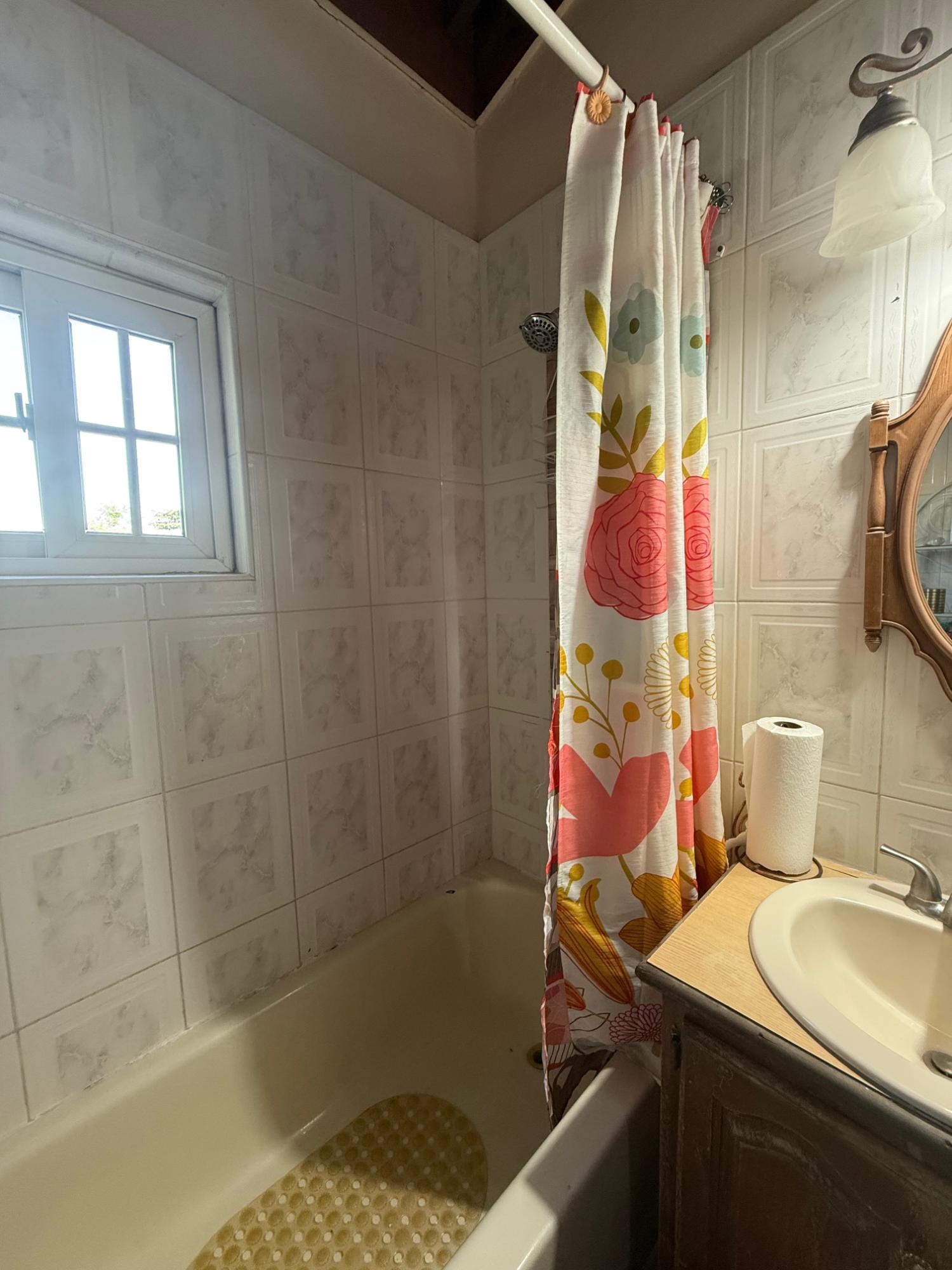 Investment-Property-For-Sale-7-Bedroom-House-in-St.-Catherine-Jamaica Sixteenth image of 15 Meadowvale Drive in Meadowvale, St. Catherine, Jamaica - property is For Sale