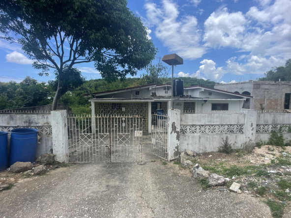 Seventh image of 105 Mount View in Spanish Town, St. Catherine, Jamaica - property is For Sale